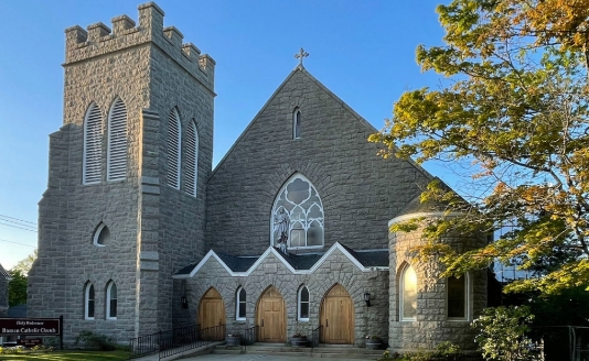 holy redeemer catholic church