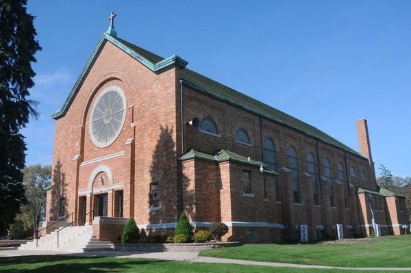 holy name catholic church