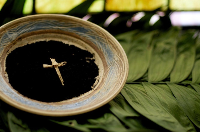 ash wednesday 2022 catholic church