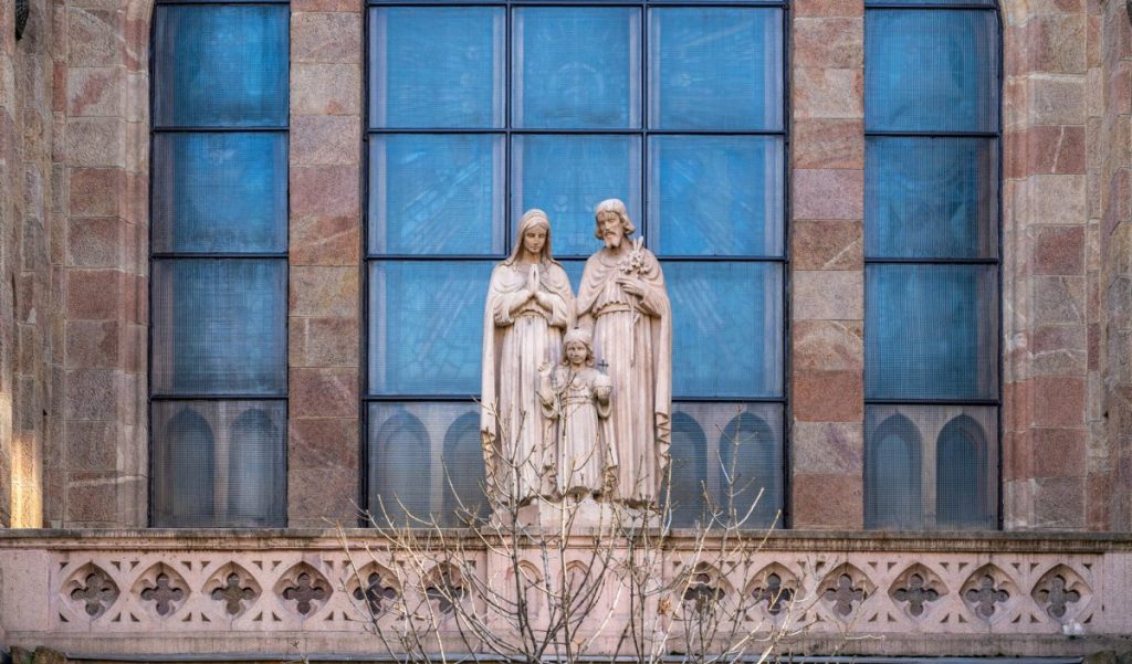 mother mary's love for jesus